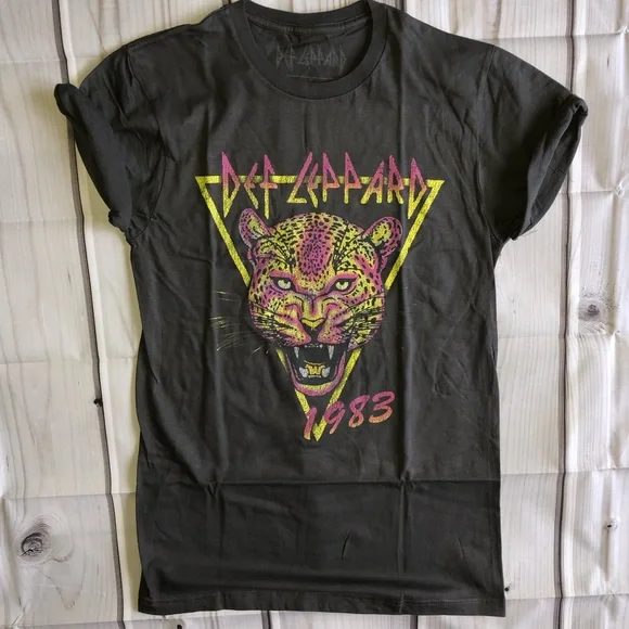 XL Def Leppard Rolled Sleeve T-Shirt New - Picture 3 of 10